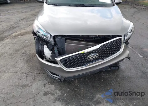 2017 Kia Sorento 2.4L Lx z USA, uszkodzony, nr VIN 5XYPG4A37HG323848